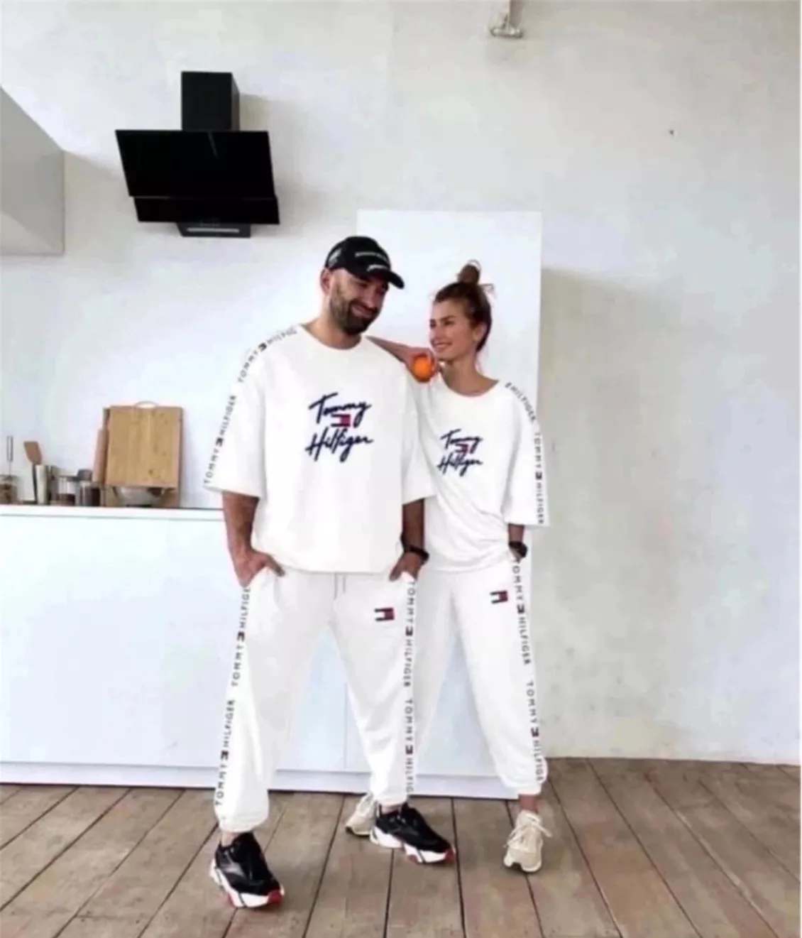 картинка Костюм двойка без выбора от магазина Одежда+