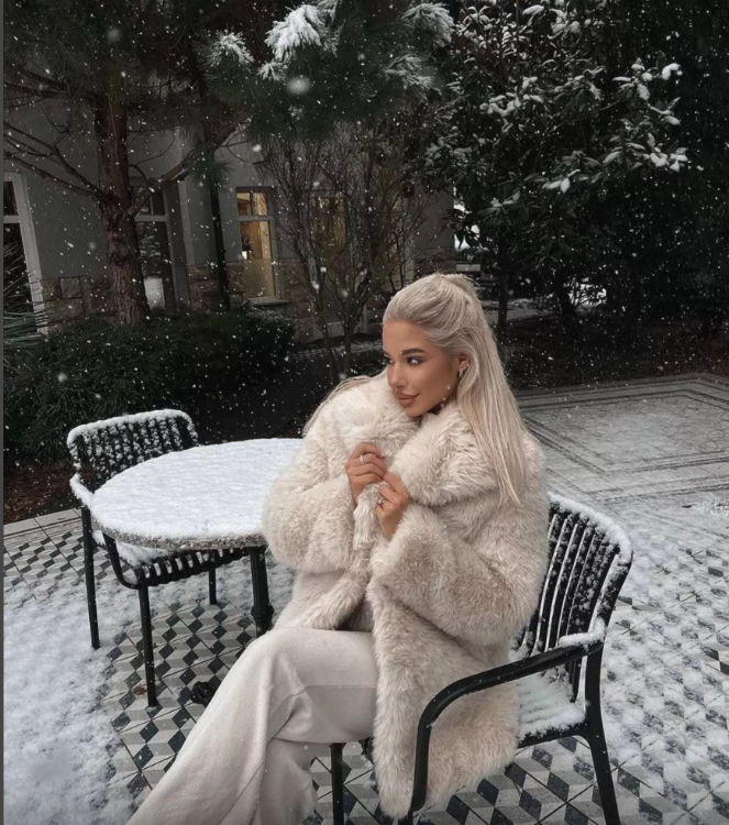 картинка Шуба от магазина Одежда+