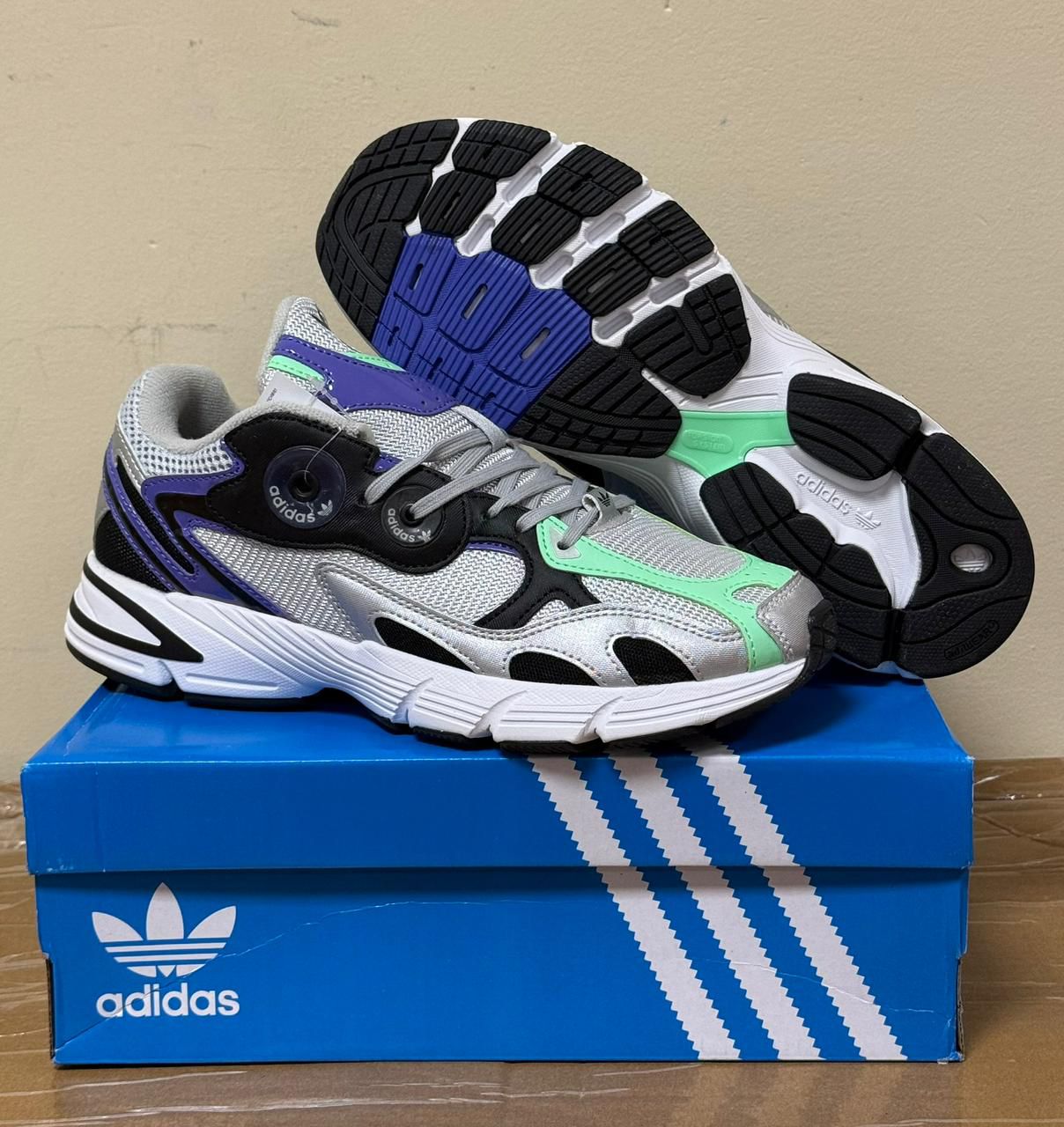 фото мужские кроссовки adidas 192884 оптом