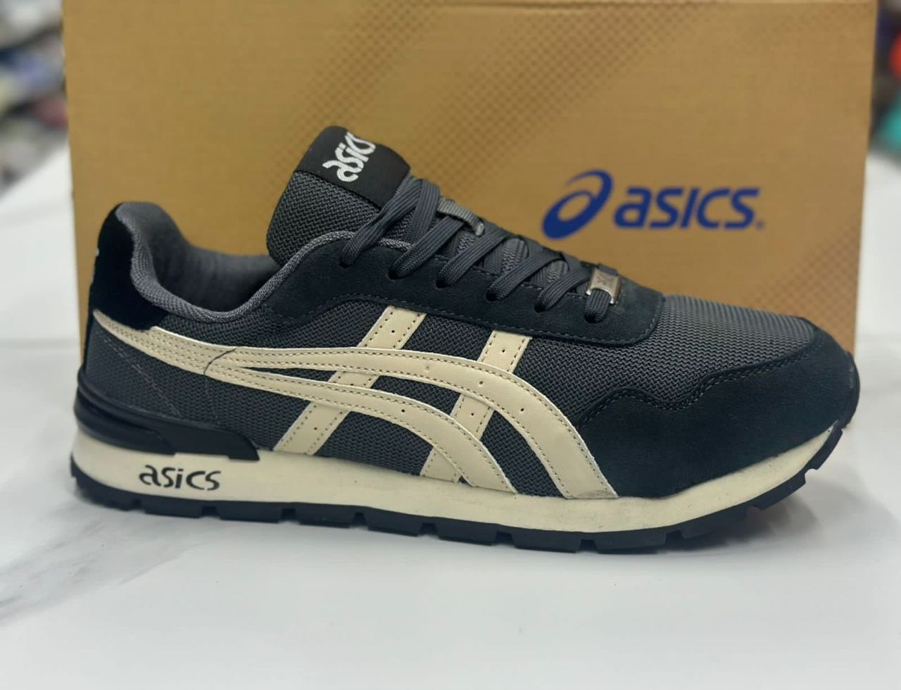 фото весенние мужские кроссовки оптом с доставкой