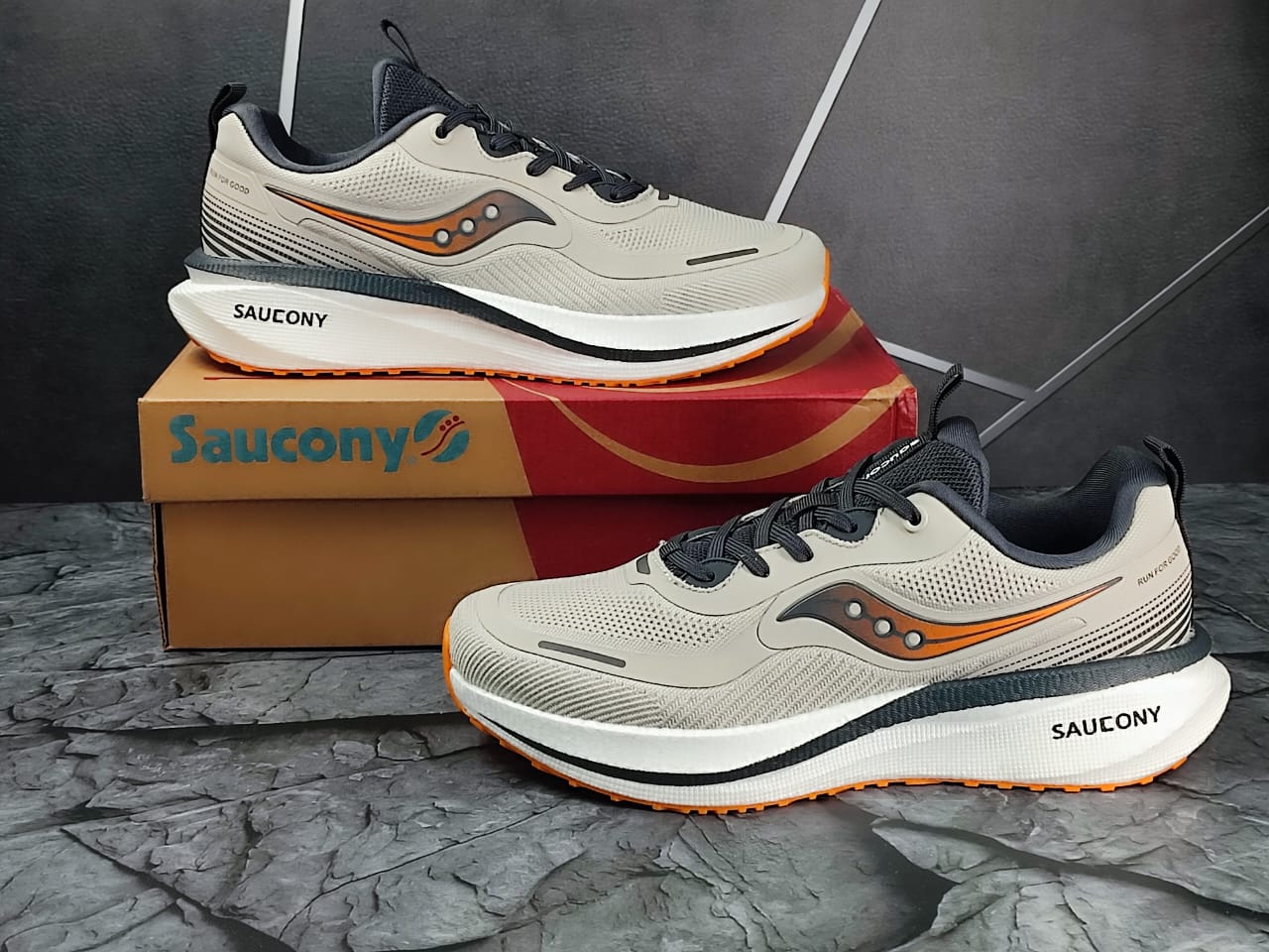 фото Мужские кроссовки Saucony 394216 оптом с доставкой
