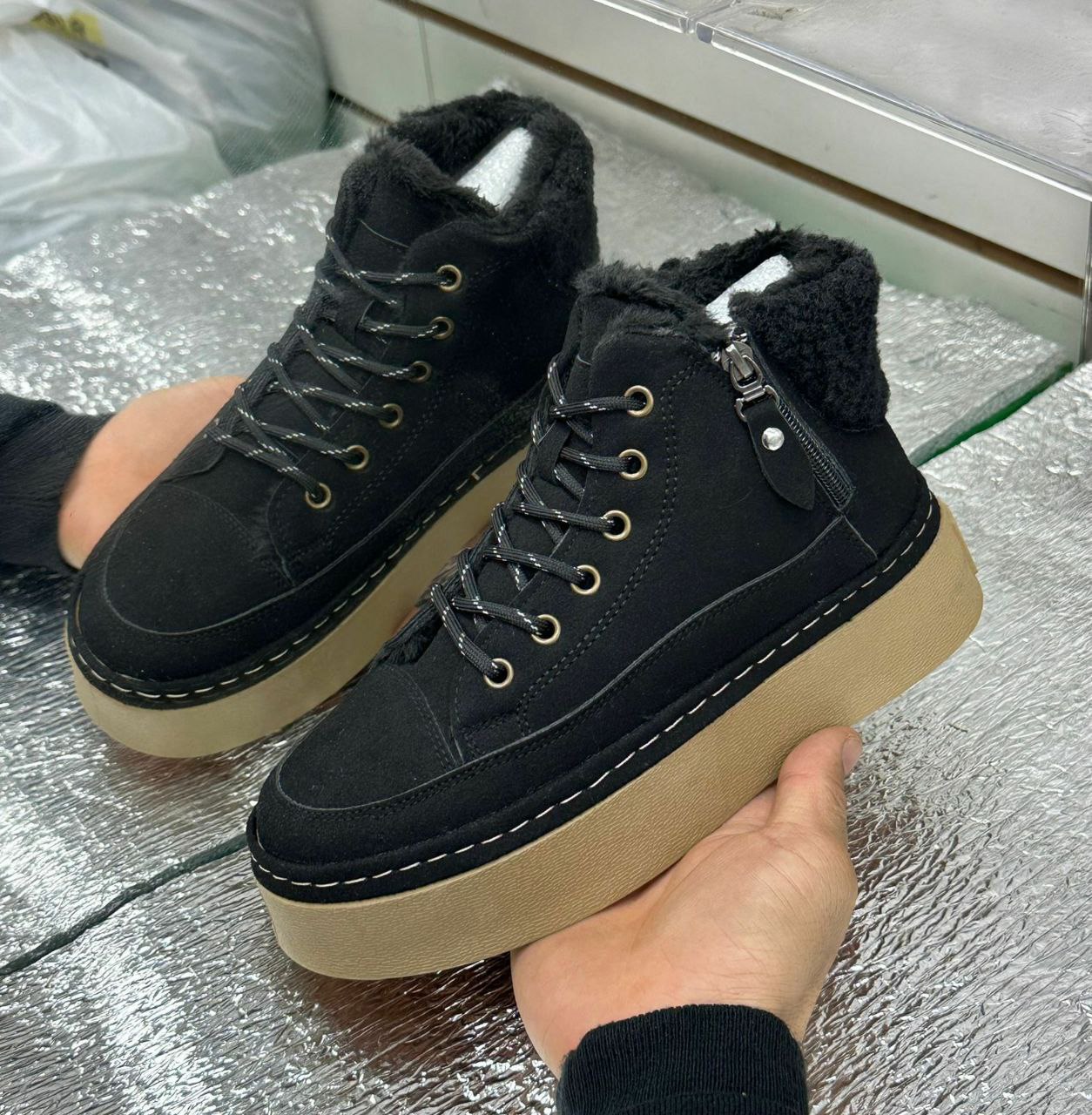 фото зимние женские кроссовки оптом с доставкой