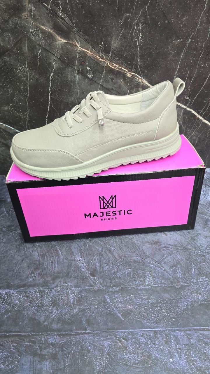 фото весенние женские кроссовки оптом