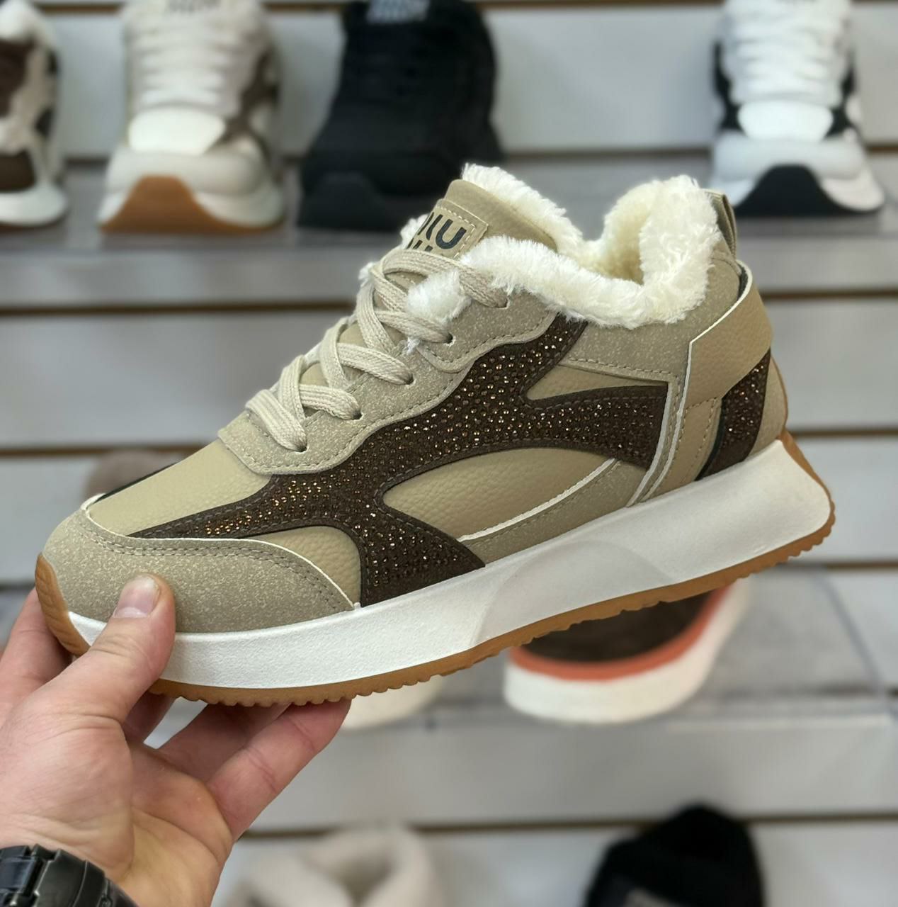 фото зимние женские кроссовки оптом с доставкой