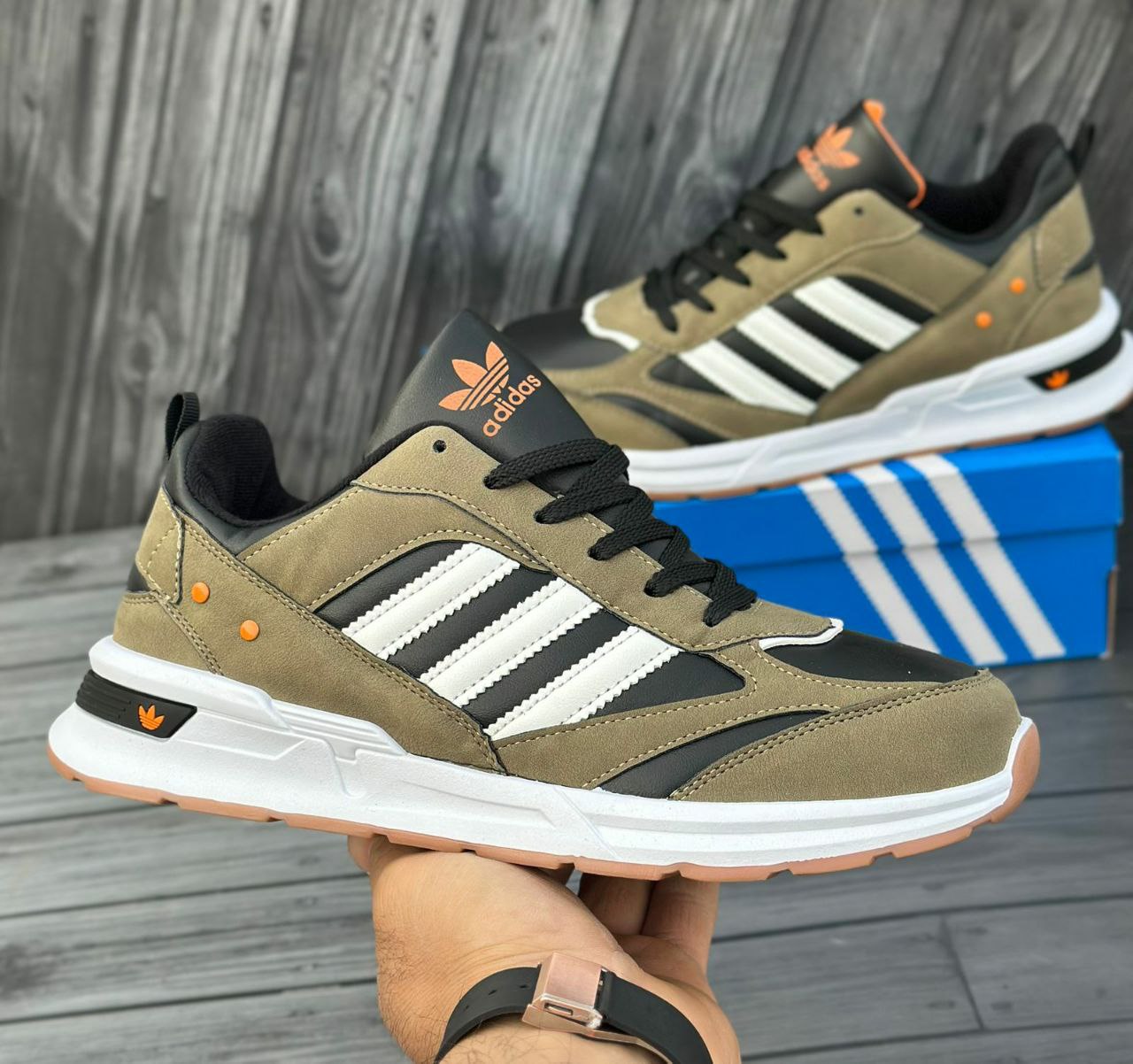 фото осенние мужские кроссовки оптом