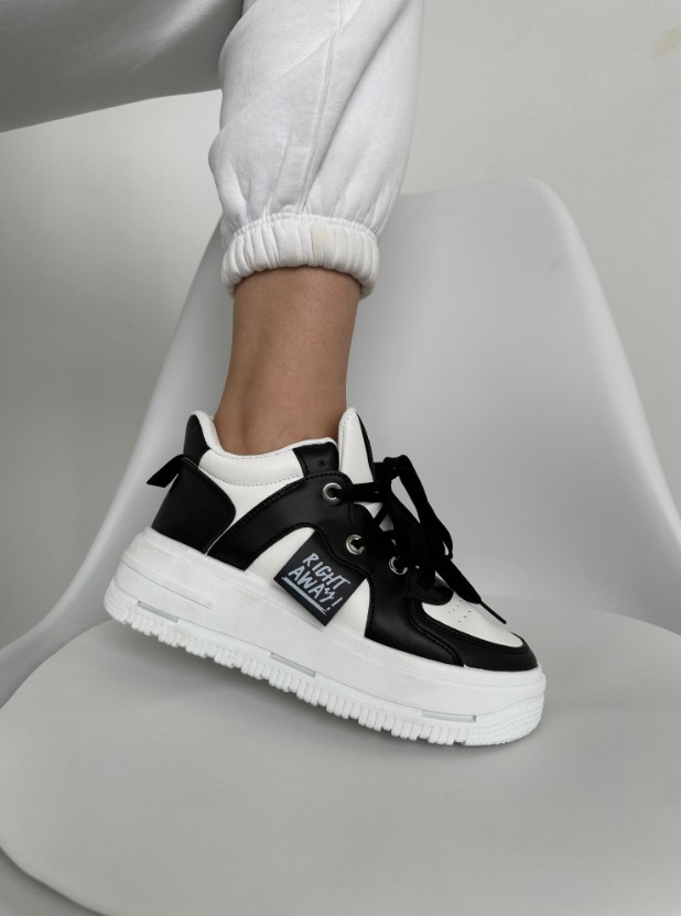 фото осенние женские кроссовки опт в России