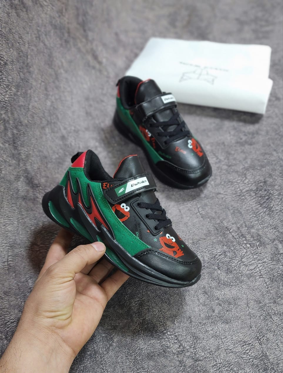 фото весенние кроссовки для мальчиков оптом