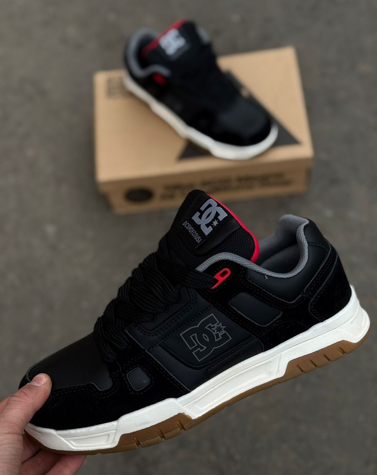фото мужские осенние кроссовки dc shoes 244037 оптом