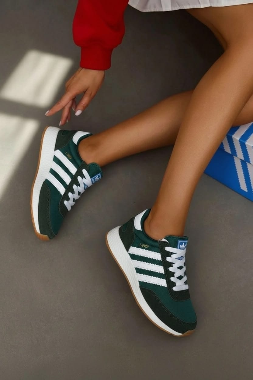 фото весенние женские кроссовки оптом