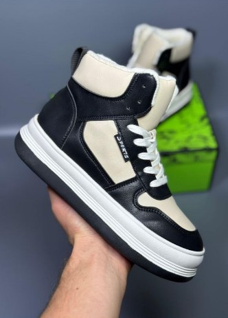 фото весенние женские кроссовки оптом