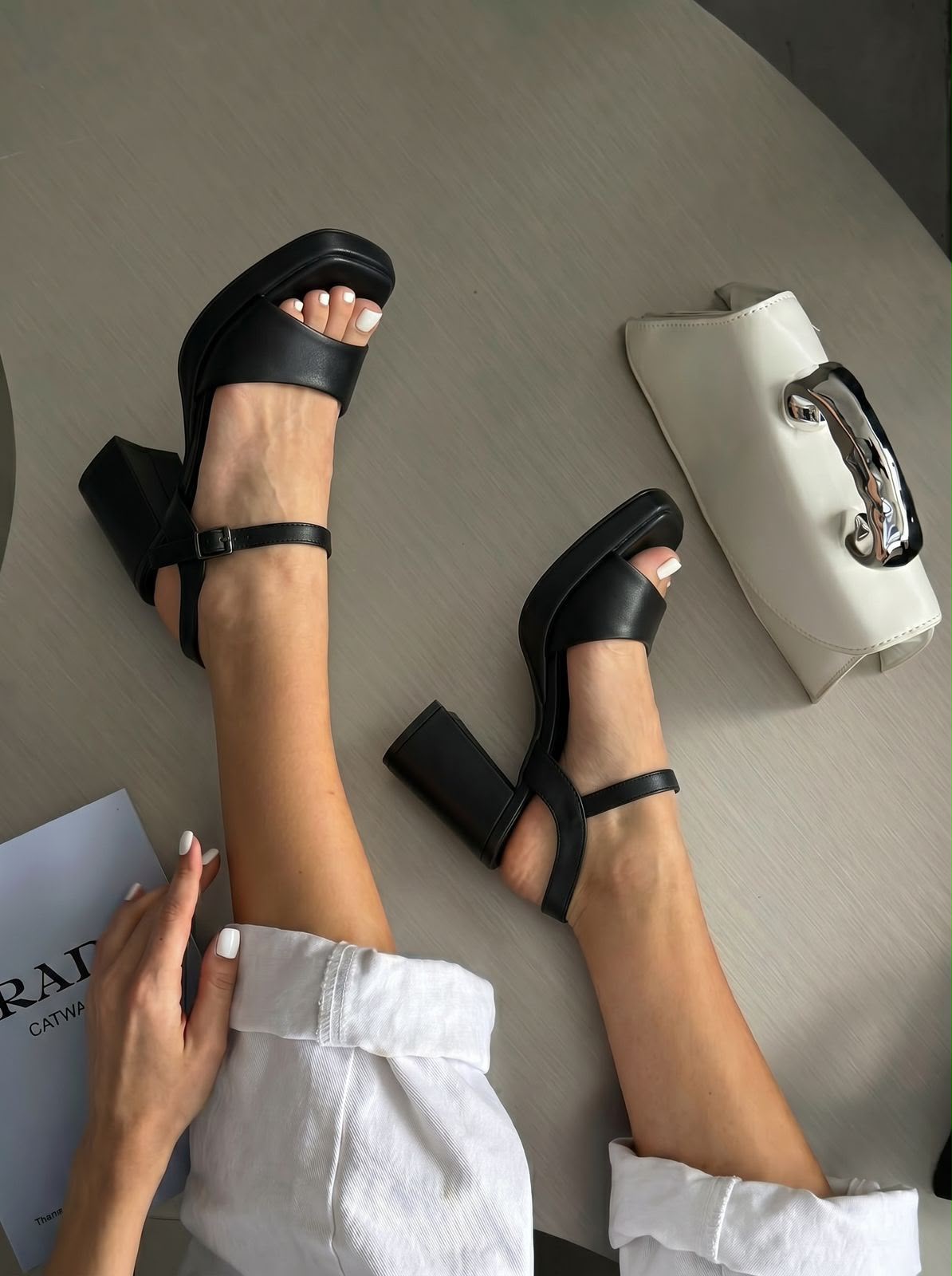 фото женские весенние босоножки 918098 оптом