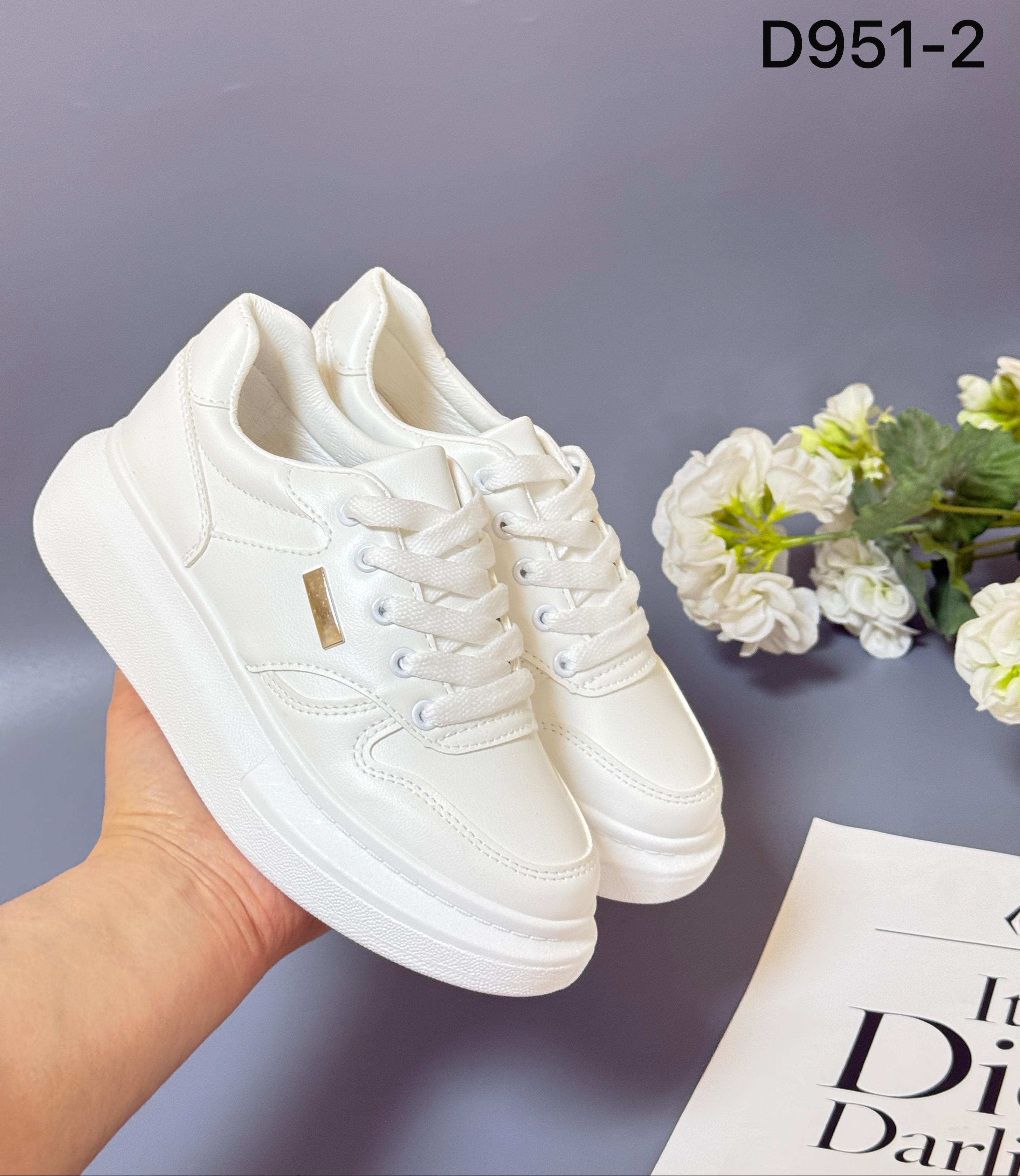 фото весенние кроссовки для девочек оптом