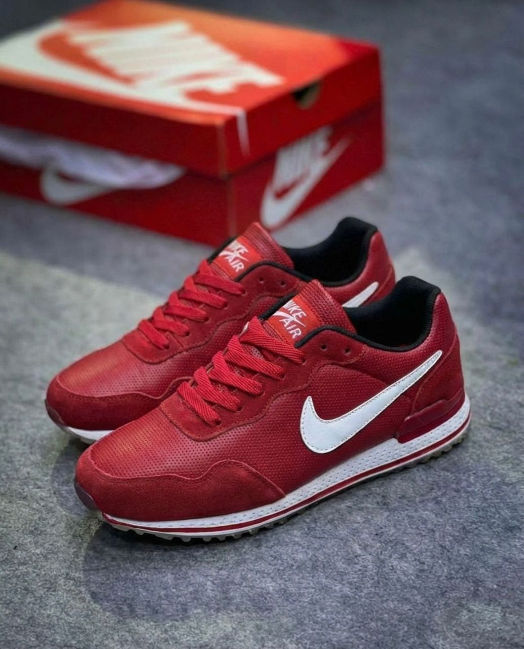 фото Мужские красные кроссовки Nike 759407 оптом с доставкой