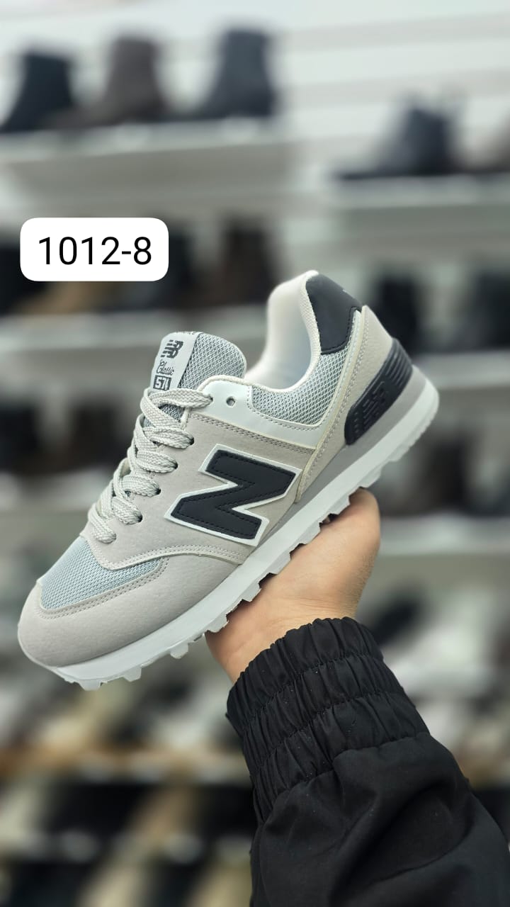 фото весенние женские кроссовки оптом