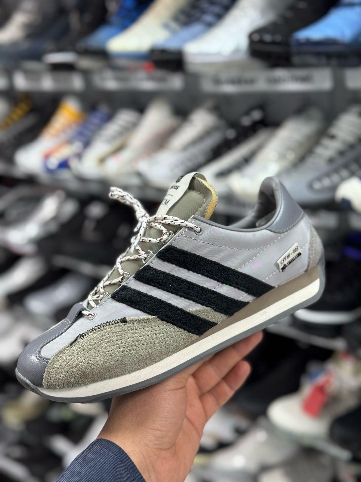 фото весенние мужские кроссовки оптом с доставкой