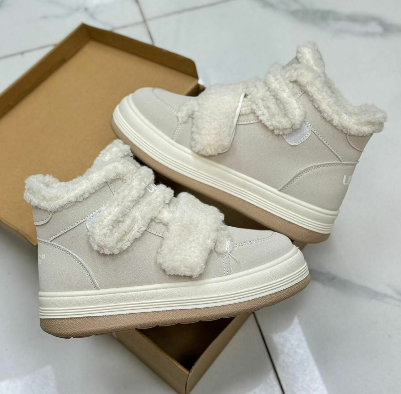 фото зимние женские кроссовки оптом с доставкой