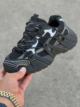 фото весенние женские кроссовки оптом