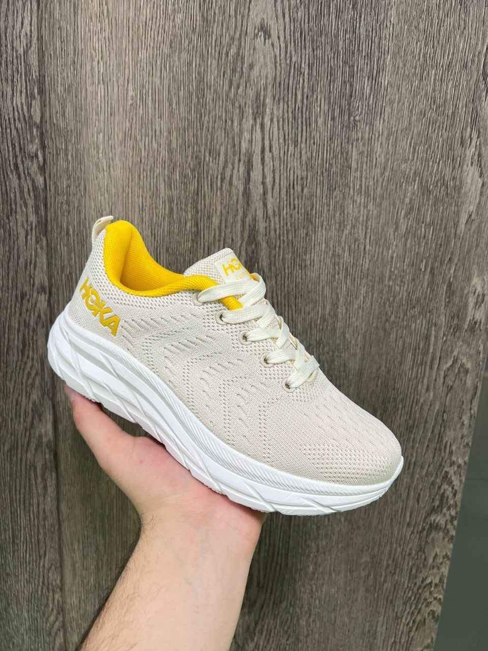 фото весенние женские кроссовки оптом