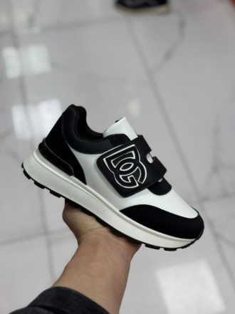 фото весенние женские кроссовки оптом