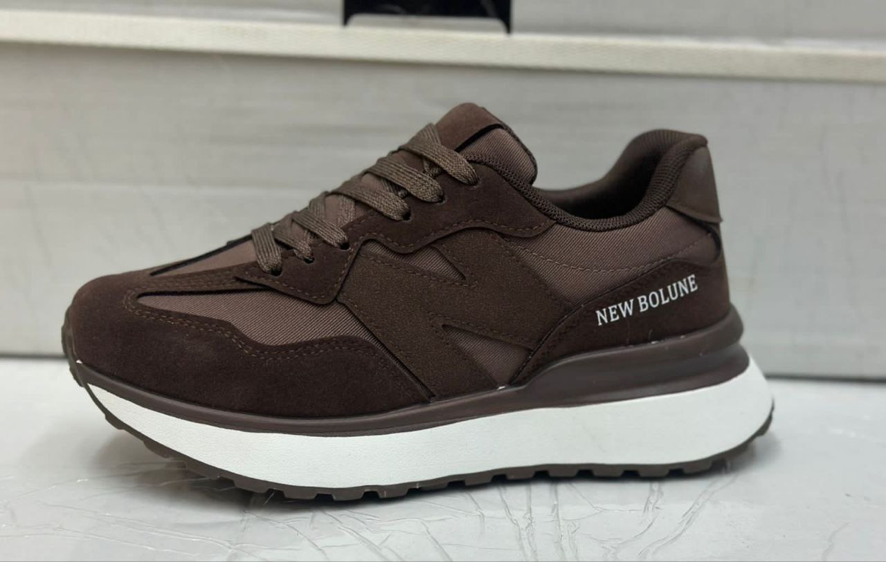 фото весенние женские кроссовки оптом