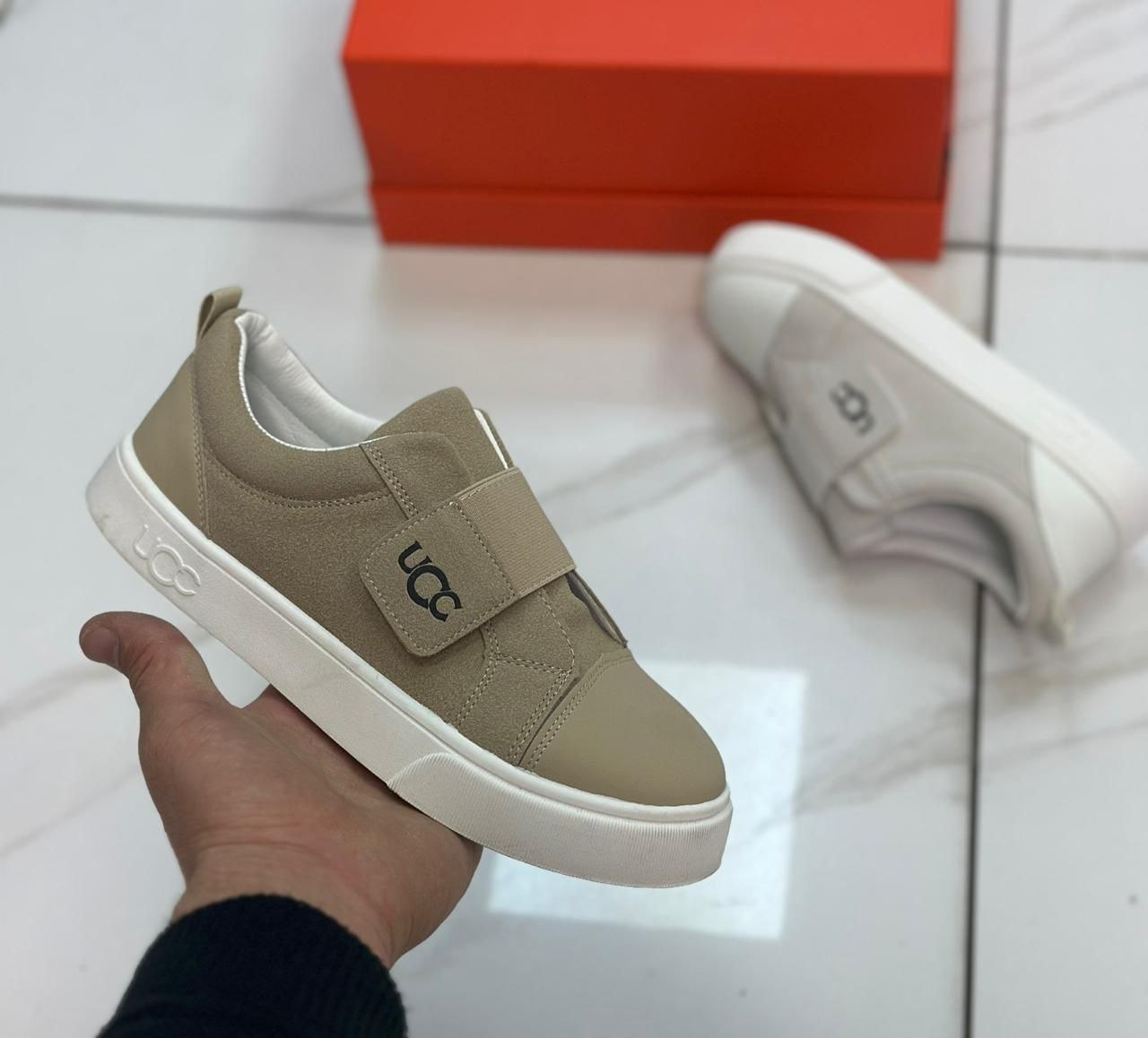 фото весенние женские кроссовки оптом