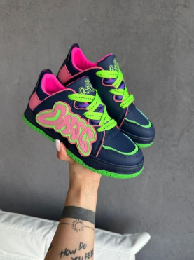 фото весенние женские кроссовки оптом