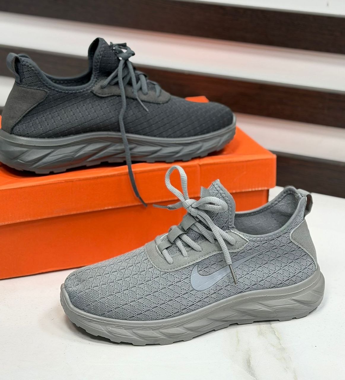 фото весенние мужские кроссовки оптом с доставкой