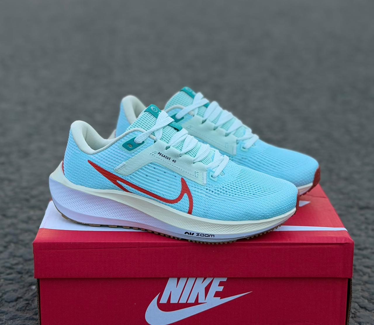 фото женские весенние кроссовки nike 386542 оптом