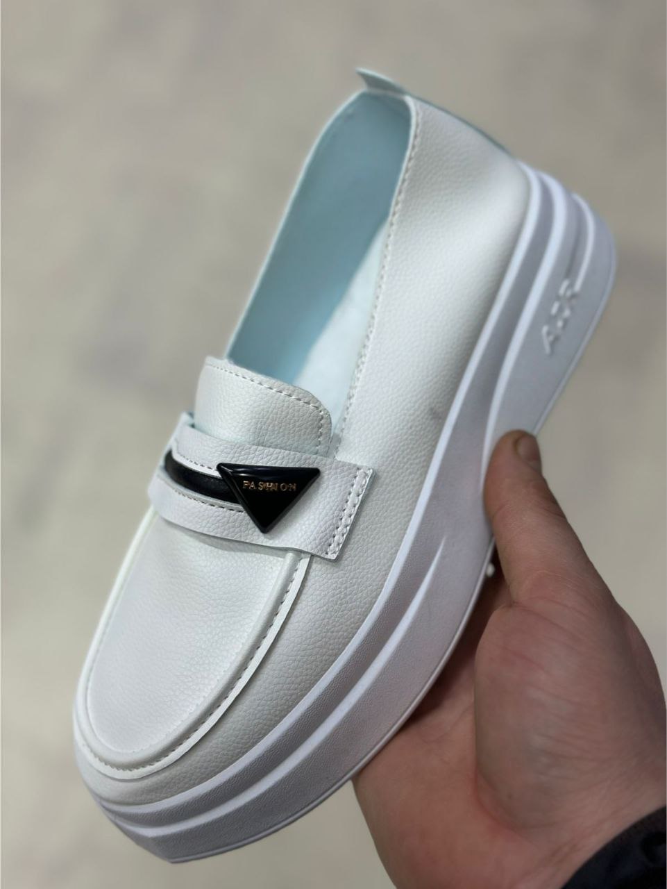 фото весенние женские туфли оптом Москва