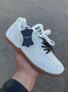 фото весенние женские кроссовки оптом