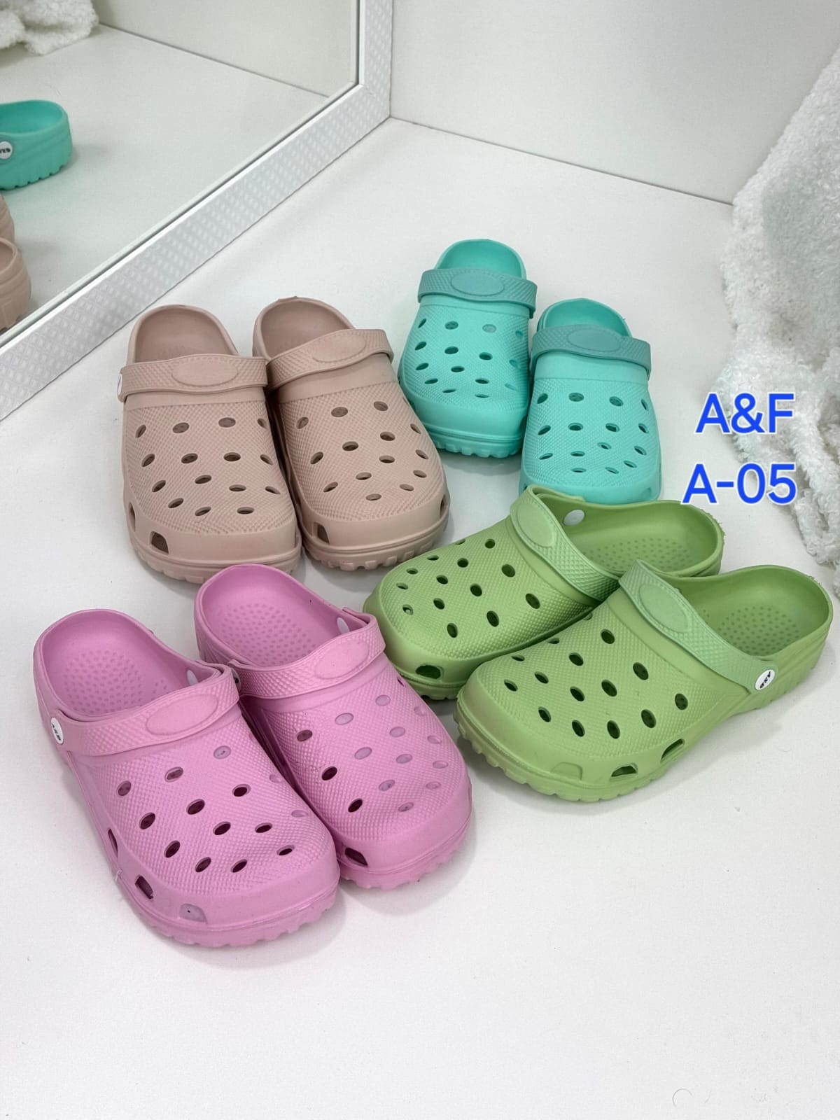 фото женские летние кроксы 306830 оптом