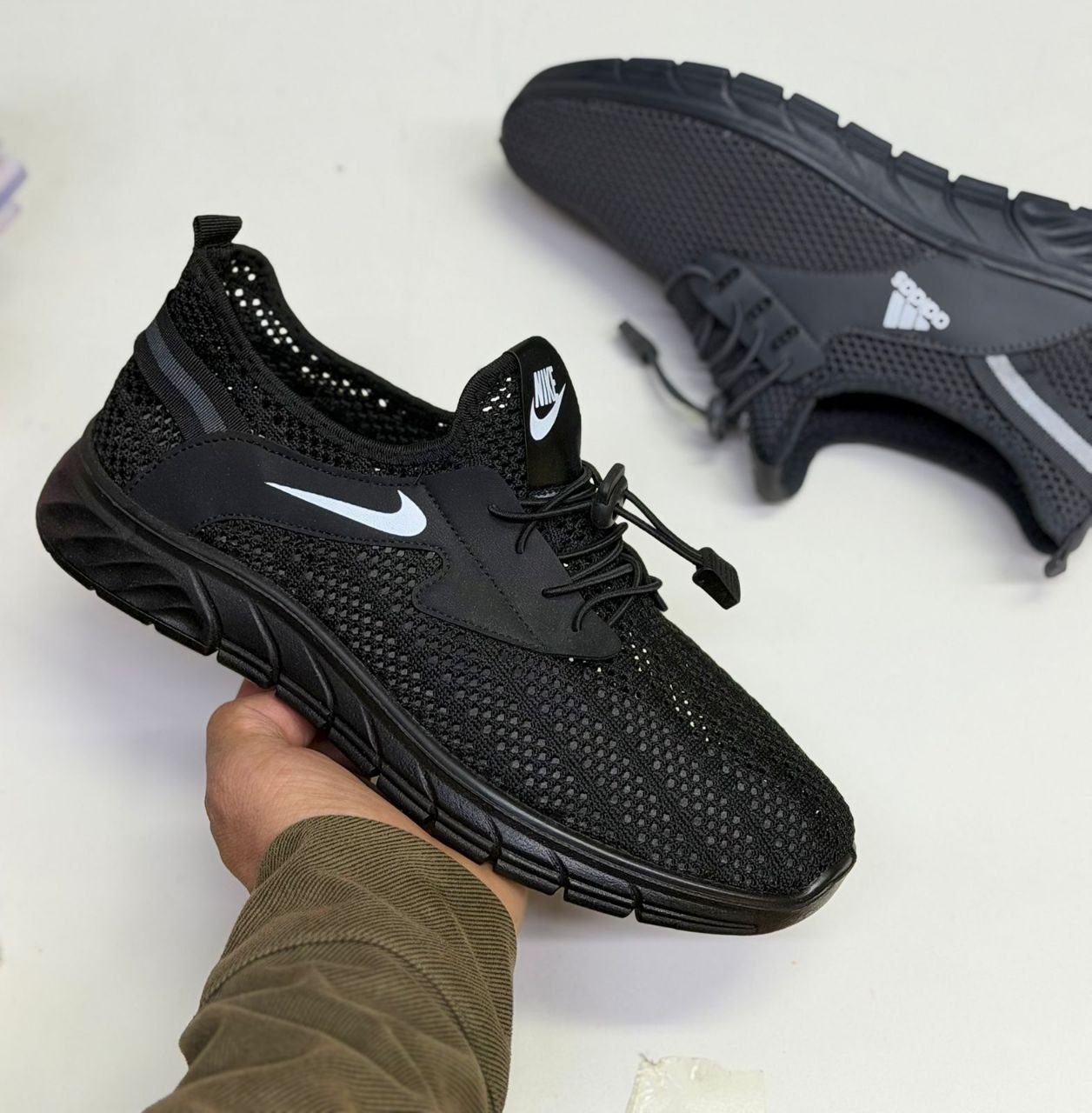 фото весенние мужские кроссовки оптом с доставкой