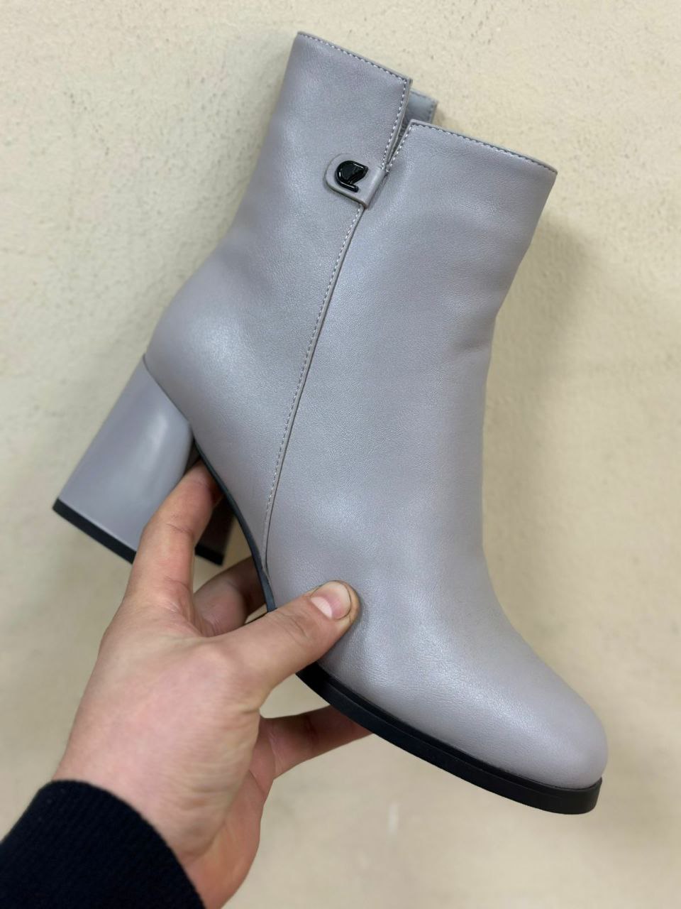 фото зимние женские ботинки оптом от производителя