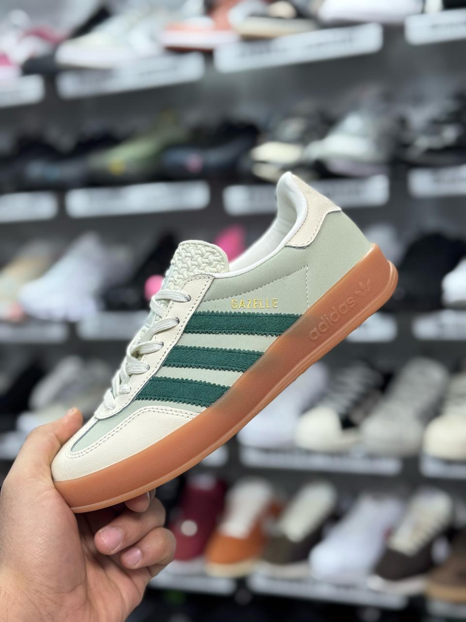 фото весенние женские кроссовки оптом