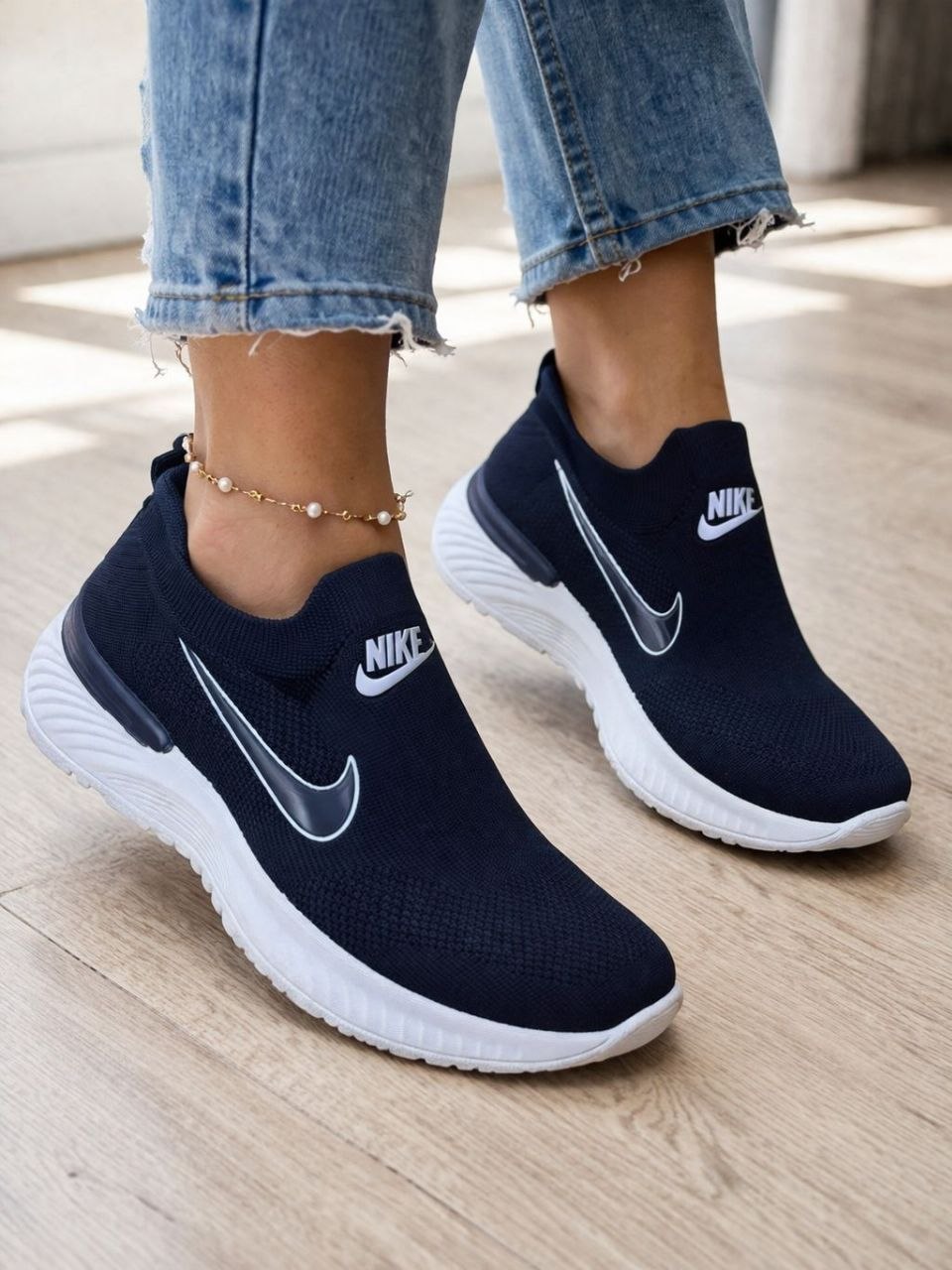 фото весенние женские кроссовки оптом