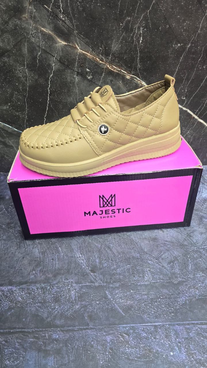 фото весенние женские кроссовки оптом