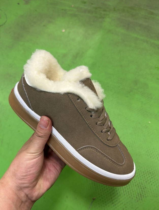 фото зимние женские кроссовки оптом с доставкой