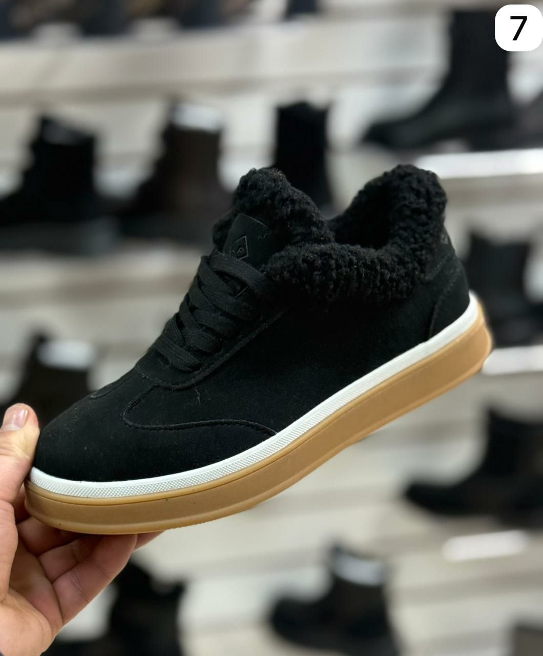 фото зимние женские кроссовки оптом с доставкой