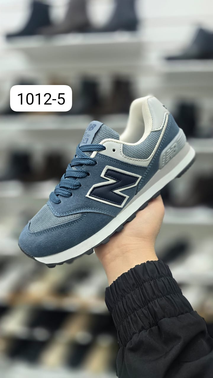 фото весенние женские кроссовки оптом