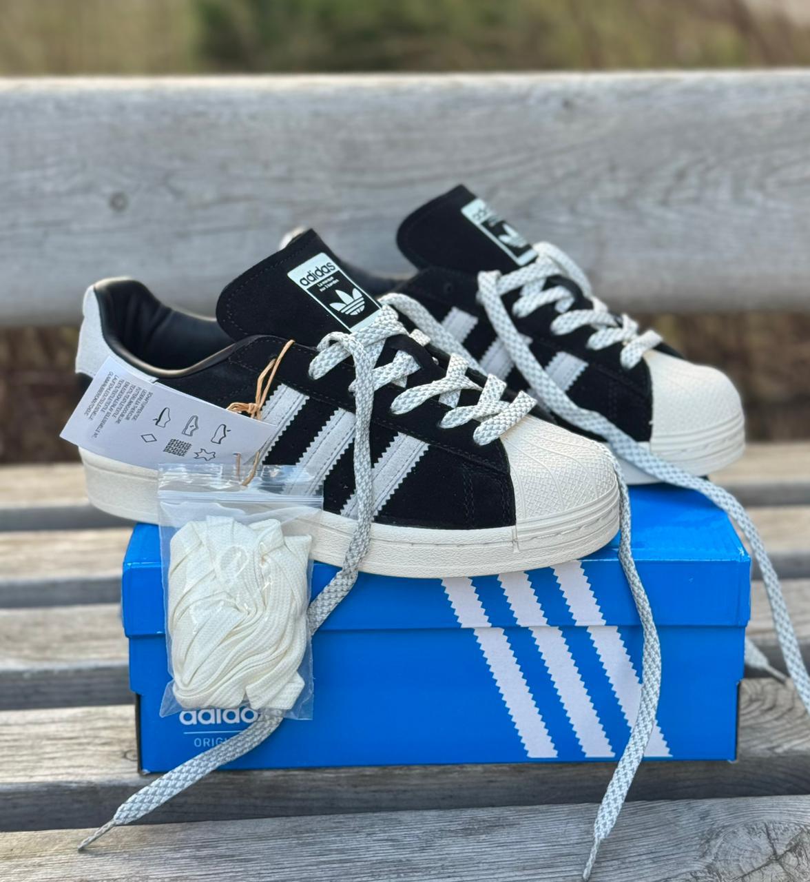 фото Женские черные кроссовки Adidas Superstar 556290 оптом на лето для мужчин