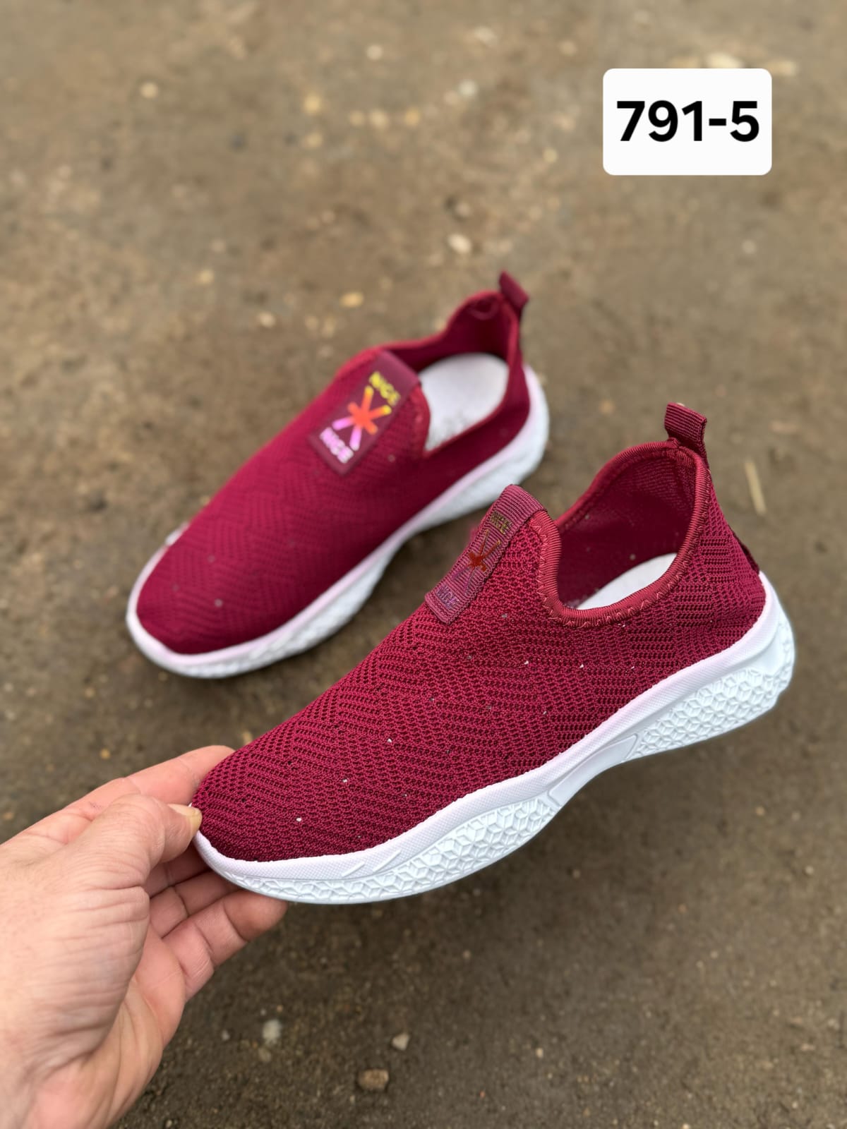 фото летние женские кроссовки оптом