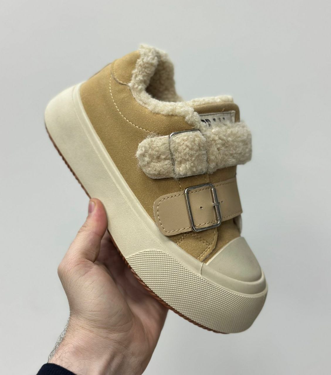 фото зимние женские кроссовки оптом с доставкой