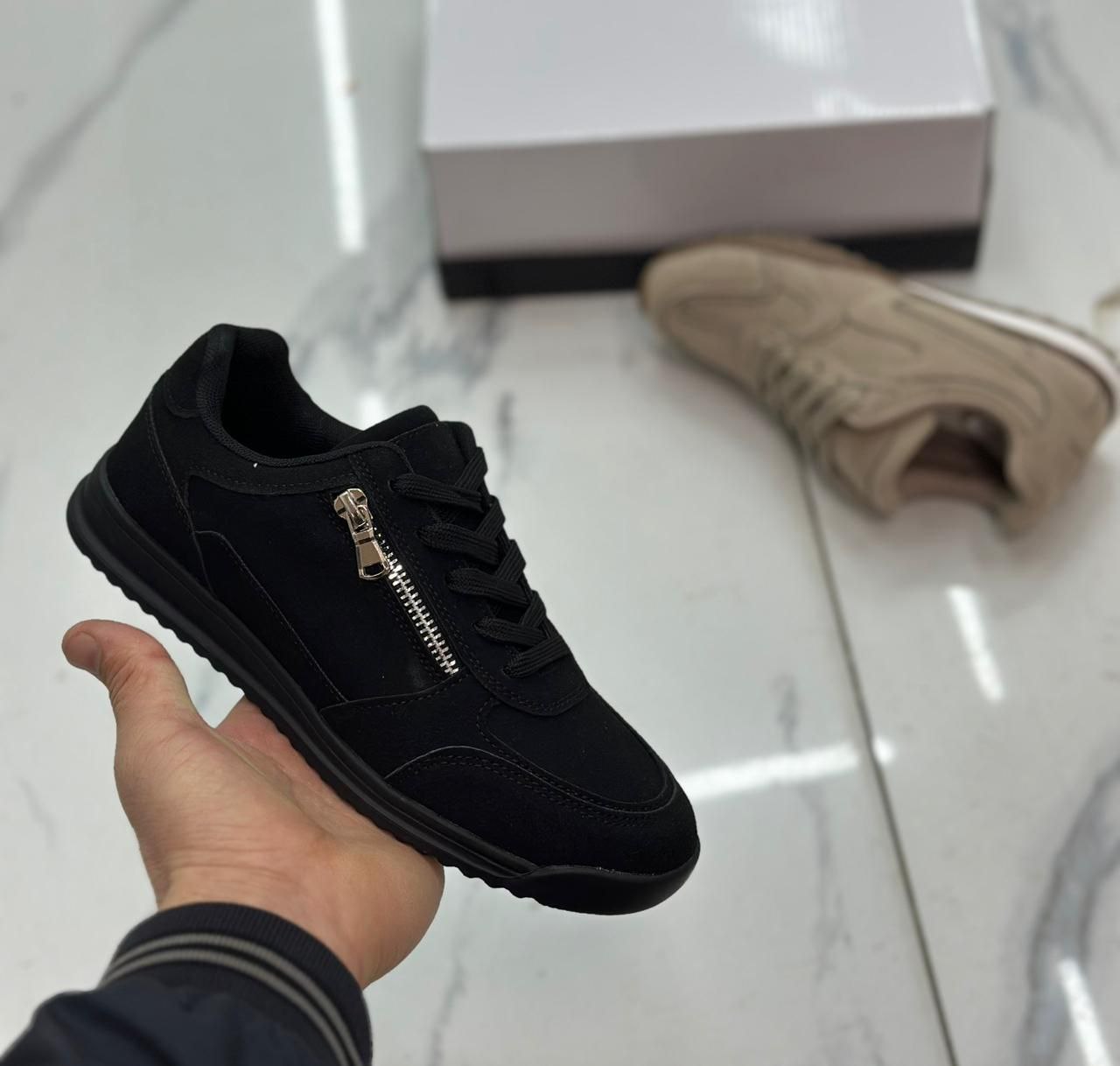 фото весенние женские кроссовки оптом