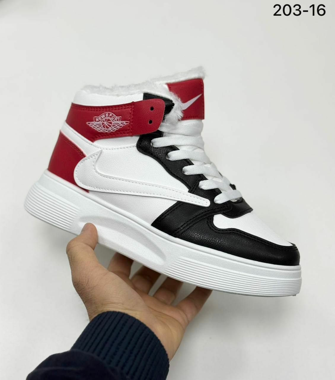 фото зимние женские кроссовки оптом с доставкой