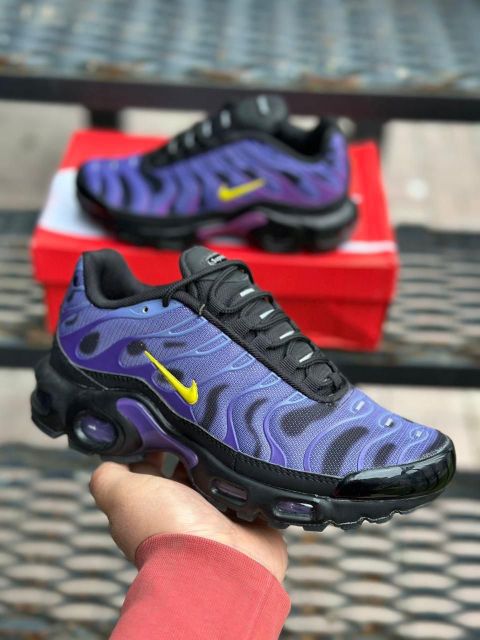 фото женские кроссовки nike 590459 оптом
