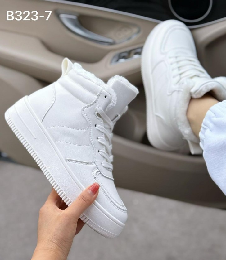 фото зимние женские кроссовки оптом с доставкой