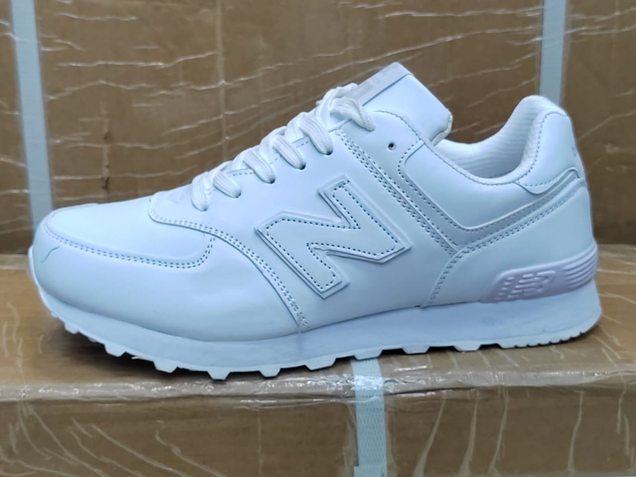 фото весенние мужские кроссовки оптом с доставкой