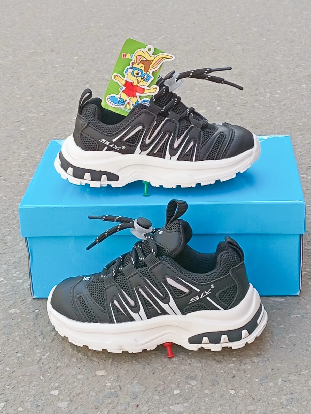 фото весенние кроссовки для девочек оптом