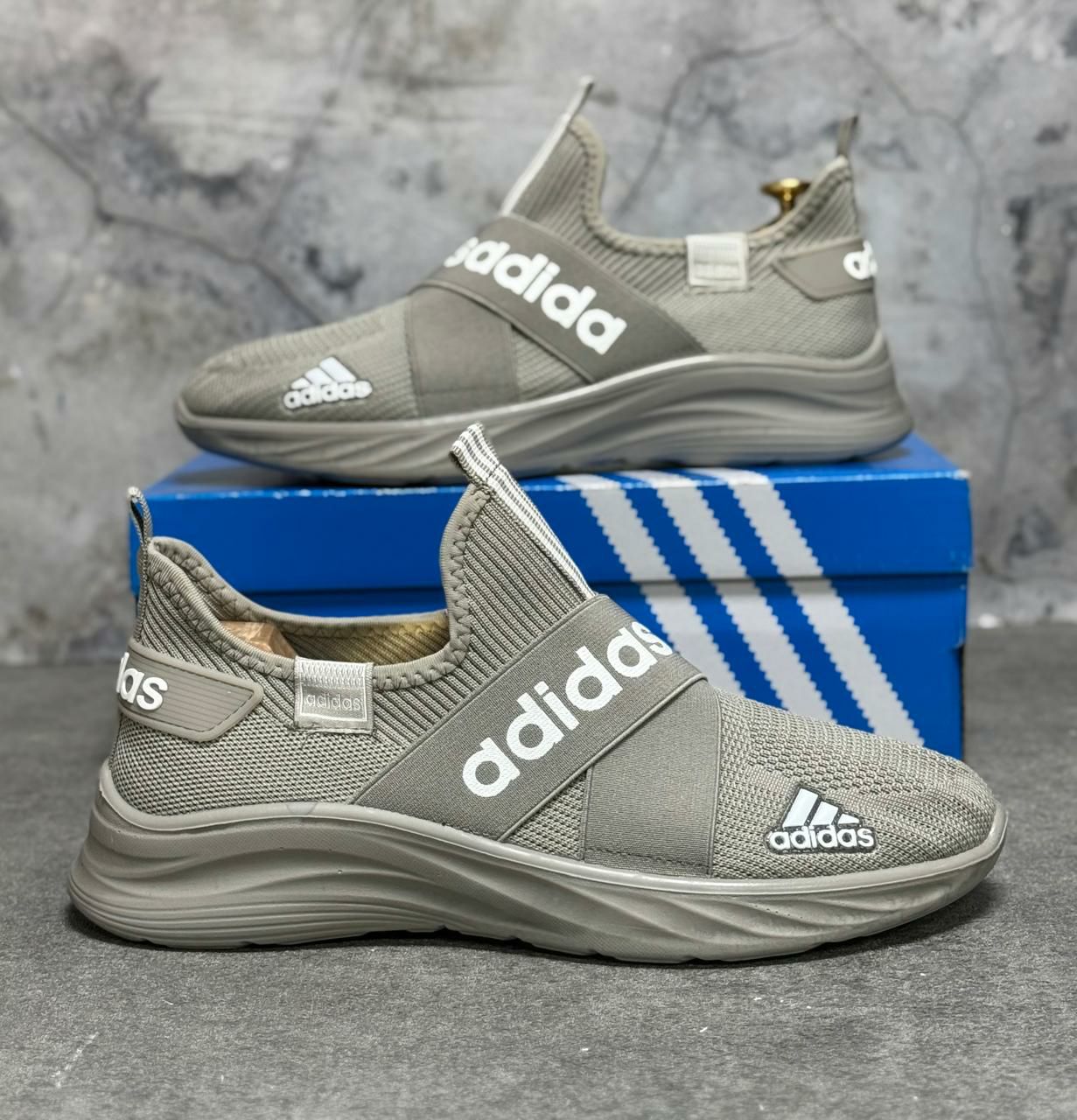 фото весенние мужские кроссовки оптом с доставкой