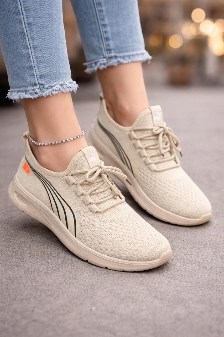 фото весенние женские кроссовки оптом